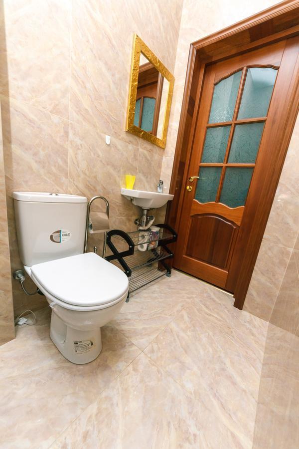 New building near Arena City Lesi Ukrainky 7a Kiev Bagian luar foto